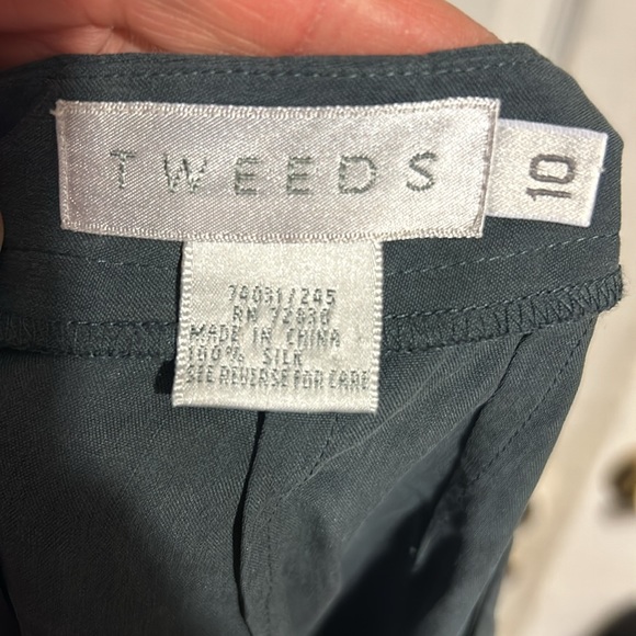 Women’s Silk Tweeds Skirt - Picture 6 of 6